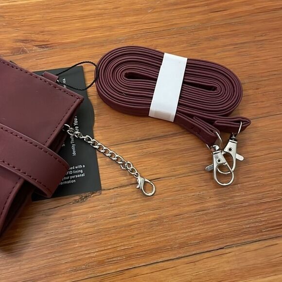 K. Carroll Accessories Crossbody  Bag Passport Card RFID Protection NEW - Picture 7 of 10